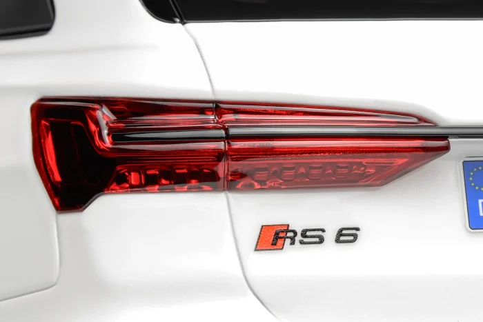Audi RS6 Avant 2021 (C8) Glacier White - Image 6