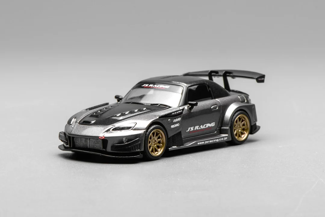 Honda-S2000-Js-Racing-Moon-