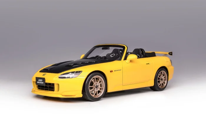 Honda S2000 (AP2) MUGEN New Indy Yellow Pearl - Image 4