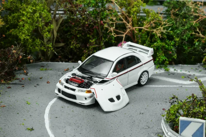 Mitsubishi Lancer Evolution VI GSR T.M.E Scotia White - Image 3