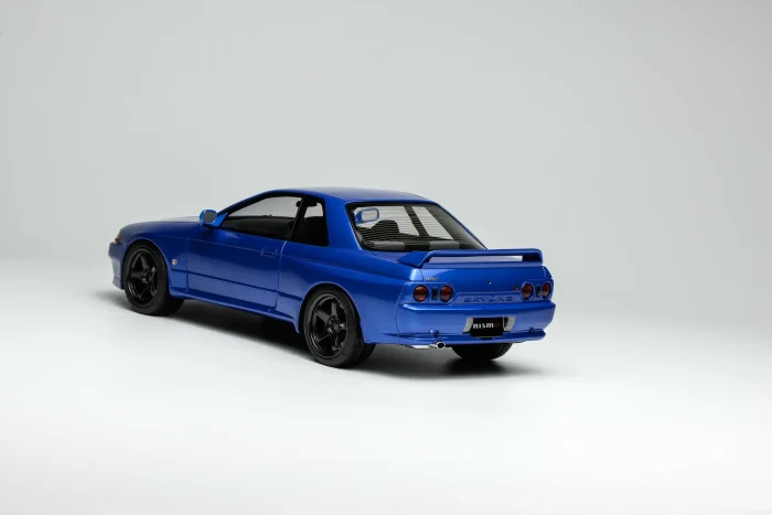 Nissan Skyline GT-R(R32) Customized Bayside Blue - Image 2