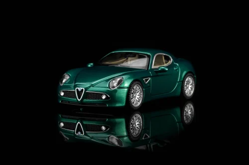 Alfa Romeo 8C Competizione 2008 Customized Green MOTORHELIX